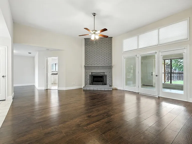 5446 Meadow Vista Ln — Photo 8