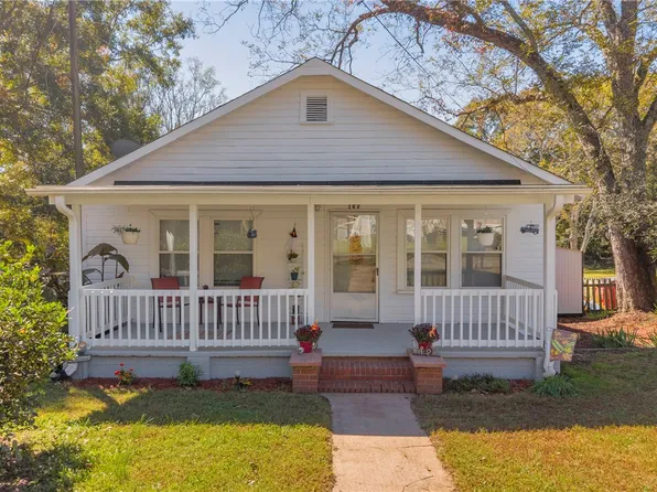 102 N Bibb St, Westminster, SC 29693
