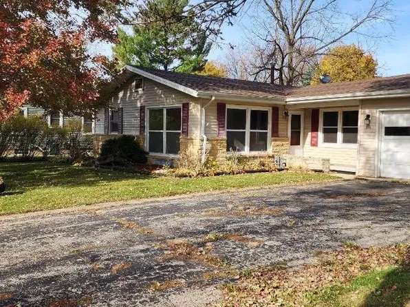 424 Delavan DRIVE, Delavan, WI 53115