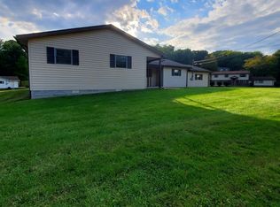 162 Fire House Rd, Fairmont, WV 26554