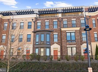 504 Riversail Ln, Oxon Hill, MD 20745