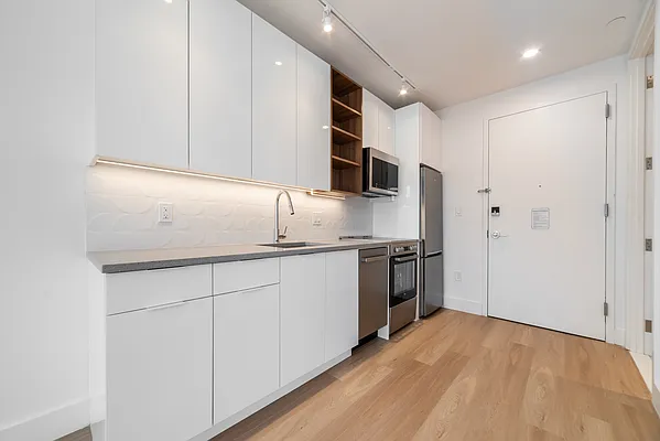 Rented by Key City Capital Inc | media 2