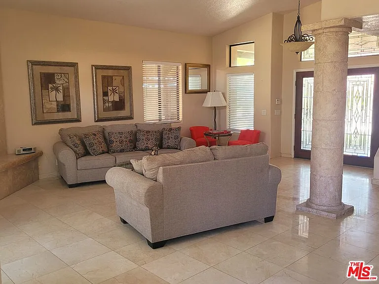 78920 Skyward Way — Photo 4