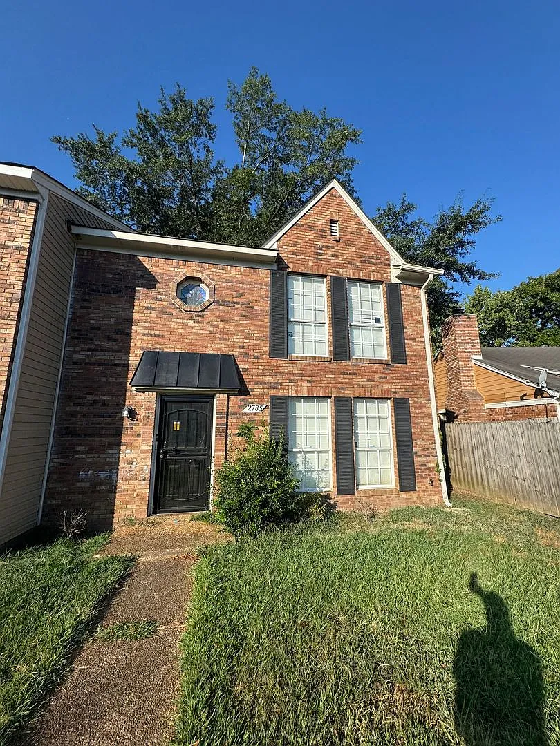 Welcome to 2785 W. Hickory Bluff! — Photo 1
