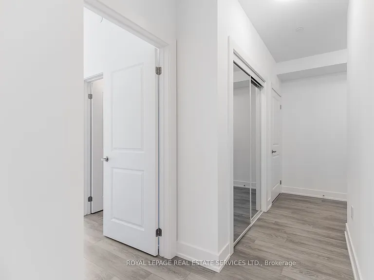 460 Dundas St E #1202 — Photo 24