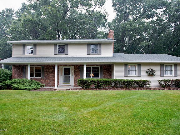 2nd image of 10140 Point O Woods Cir