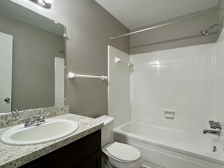 249 Chestnut St — Photo 10
