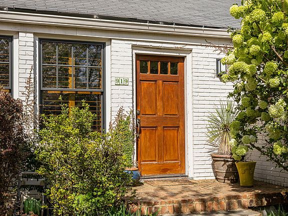 2nd image of 919 S Candler St