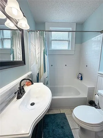 1329 Gallier St — Photo 9