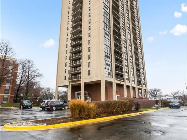2901 S Michigan Ave #802-803, Chicago, IL 60616