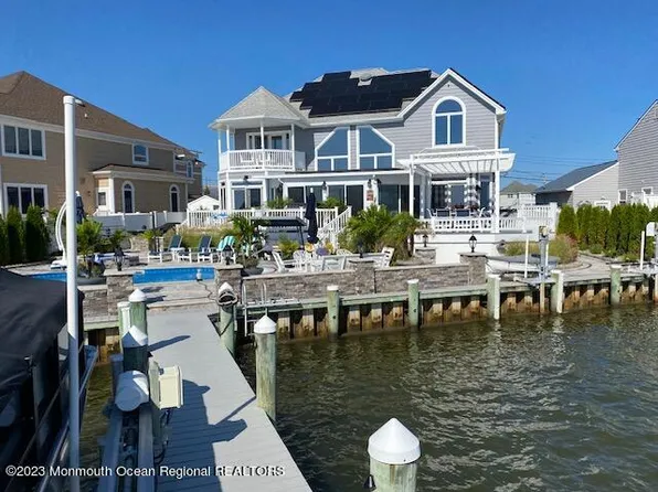 535 Bayview Drive, Toms River, NJ 08753