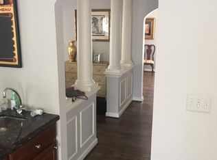 4122 Cumberland Rd, Berkley, MI 48072