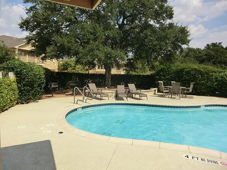 Pool1