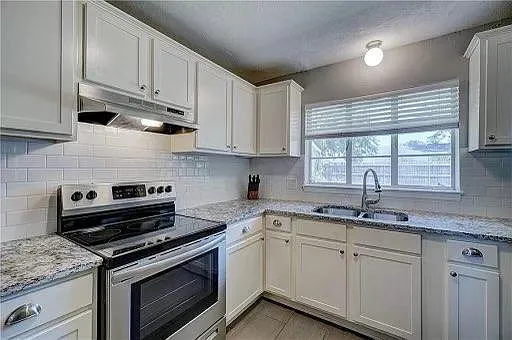 2725 Ridgeview Dr — Photo 13
