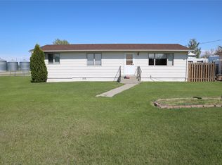 507 2nd St, Valier, MT 59486