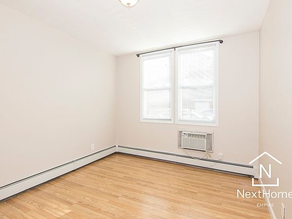 5th image of 23-38 38th St #1F