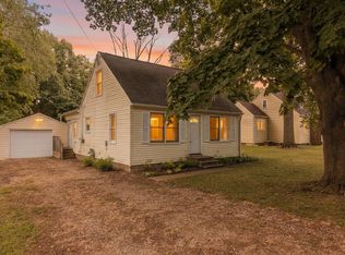 1417 Orchard Dr, Portage, MI 49002