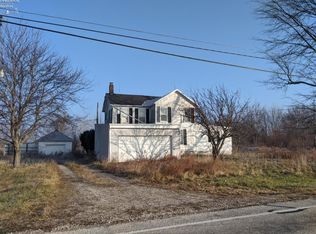 2801 W Darr Hopfinger Rd #B, Pt Clinton, OH 43452