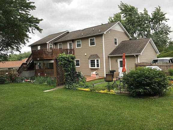 5th image of 215 Westmoreland Dr