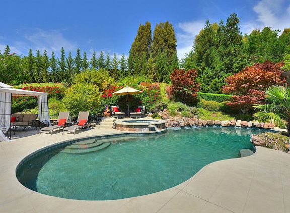 3rd image of 2234 Terrena Valley Dr