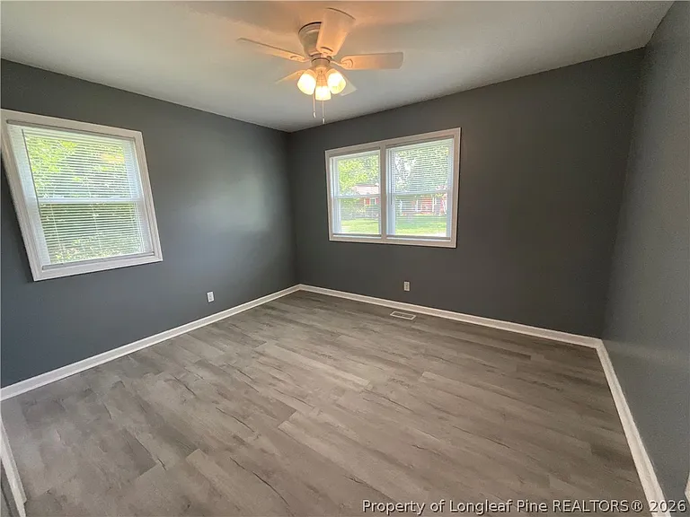 1422 Grandview Dr — Photo 11