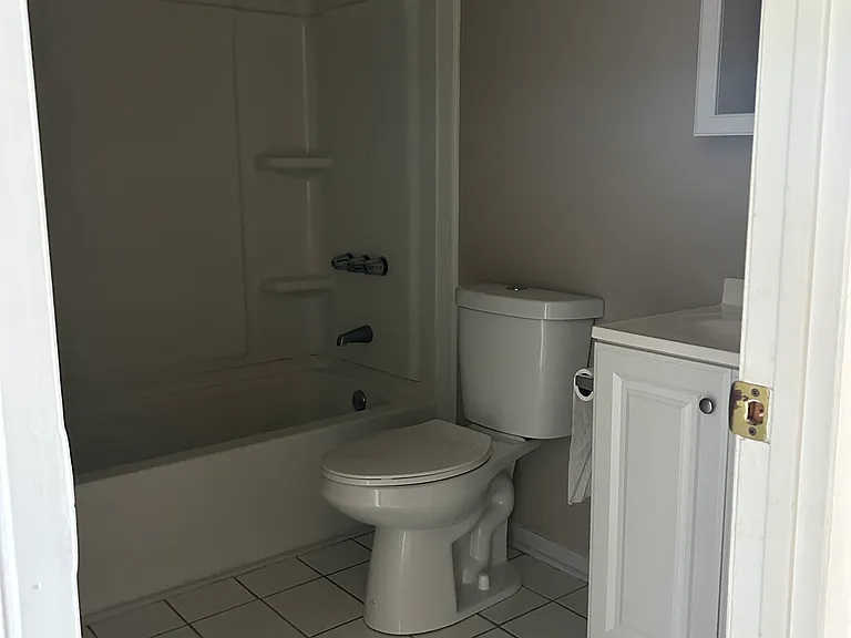 242 Daffodil Ct — Photo 8
