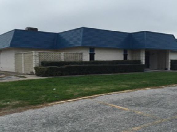 2nd image of 423 W Cleveland Blvd Ste 5