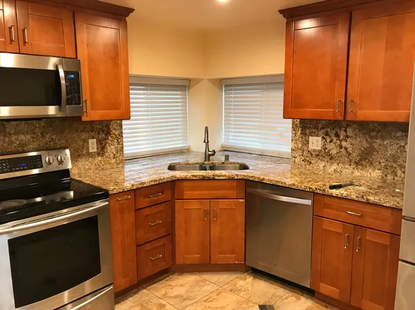19960 Brenda Ct, Cupertino, CA 95014