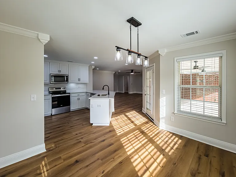 105 Cypress Ridge Rd — Photo 7