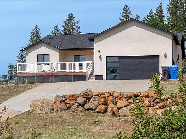 5655 Cathy Ln — Photo 4