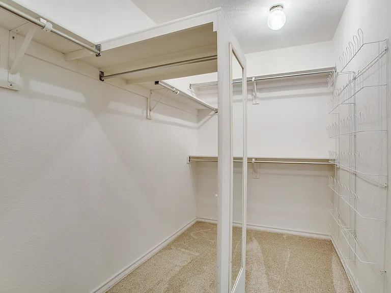 3021 Sawtooth Dr — Photo 6