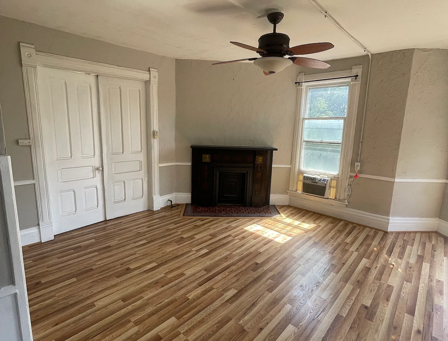 1 bed, 900 sqft, $775 — Photo 3