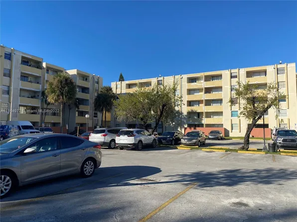 10090 NW 80th Ct APT 1555, Hialeah Gardens, FL 33016