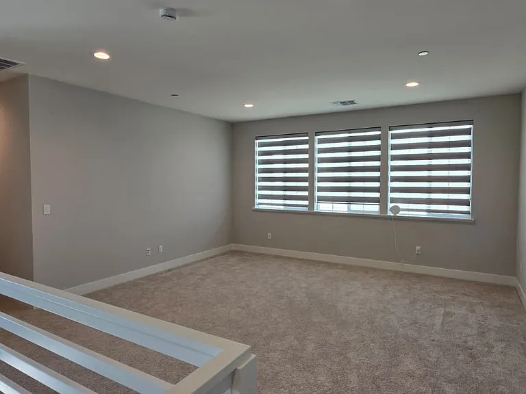 15724 Delmonico Ct — Photo 37