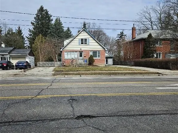 1154 Queens Blvd, Kitchener, ON N2M 1C2