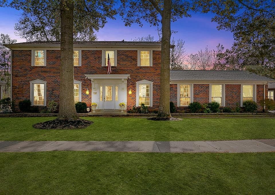 1st image of 120 Deer Meadows Ct
