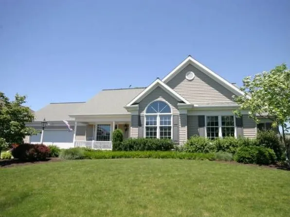 1042 Lehn Dr, Lancaster, PA 17601