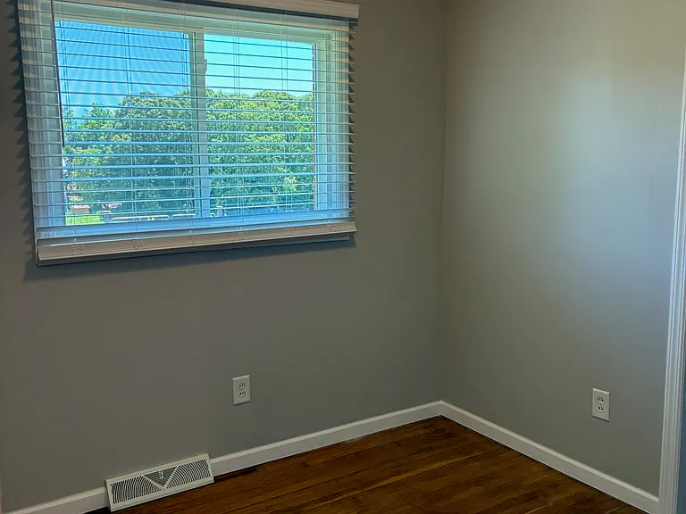 204 Pear Tree Rd — Photo 13