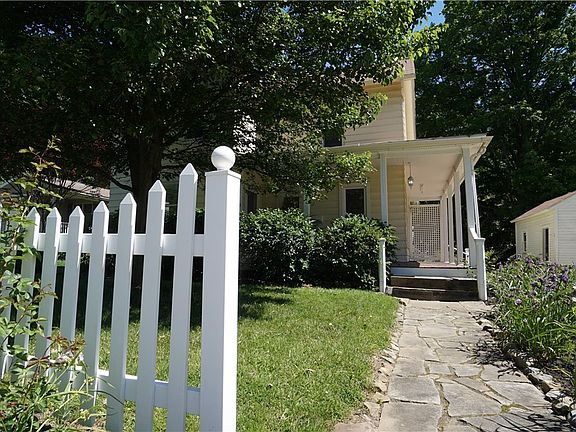 3rd image of 81 W Marion St