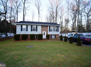 178 Thunderbird Dr, Lusby, MD 20657