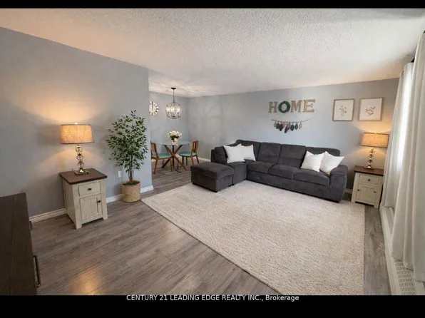 936 Glen St S #209, Oshawa, ON L1J 5Z7