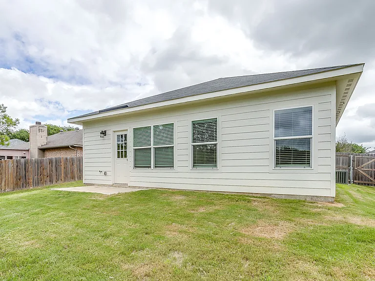 609 Mesquite Dr — Photo 34