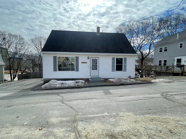 18 Russell Street, Bath, ME 04530