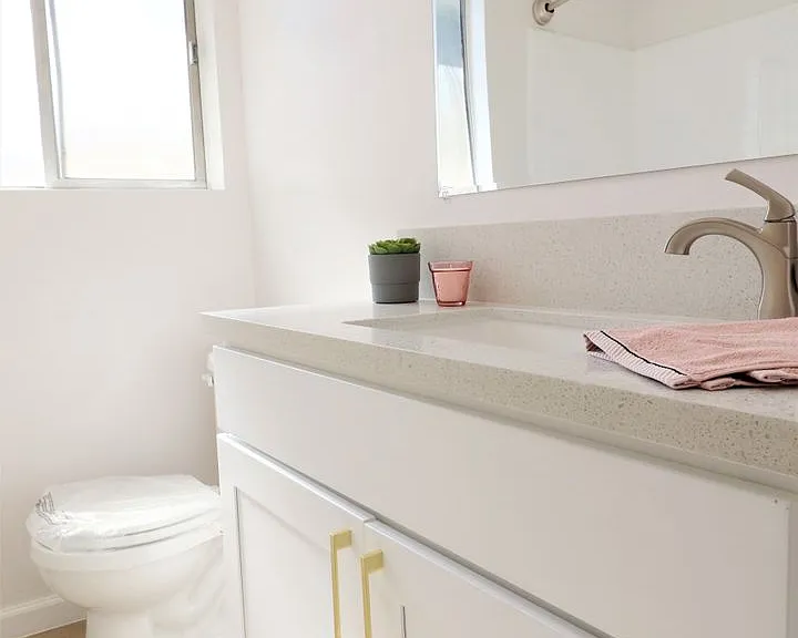 2 Weeks Free! Remodeled 1-Bedroom — Photo 26