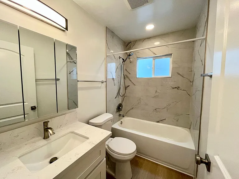 455 W Dryden St — Photo 18