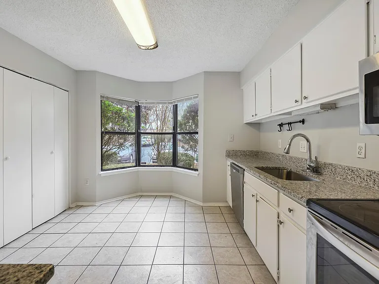 2607 Huntingdon Chase #2607 — Photo 6