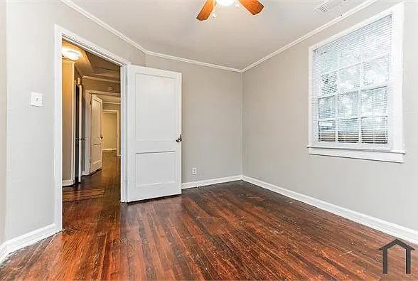 3 bed, 1079 sqft, $1,100 — Photo 3