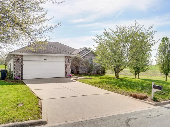 6480 W Meadow Drive, Springfield, MO 65802