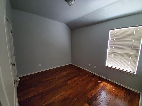 5th image of 5920 Valley Haven Way
