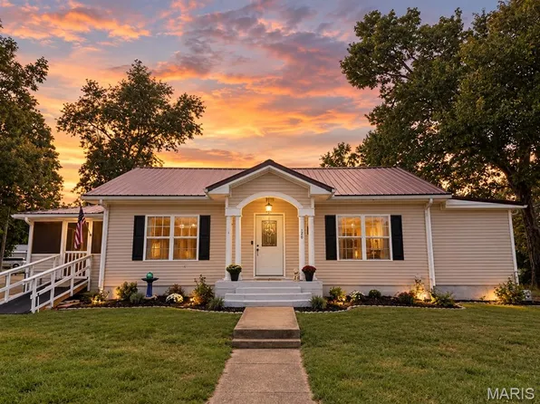 105 Twin St, Bonne Terre, MO 63628